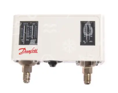 presostat DANFOSS kombinovaný, KP15, -0,2 - 7,5 , 8,0 - 32,0 , auto, diference 0,7 - 4,0 , 4  fix., SPDT, šroub. 1/4